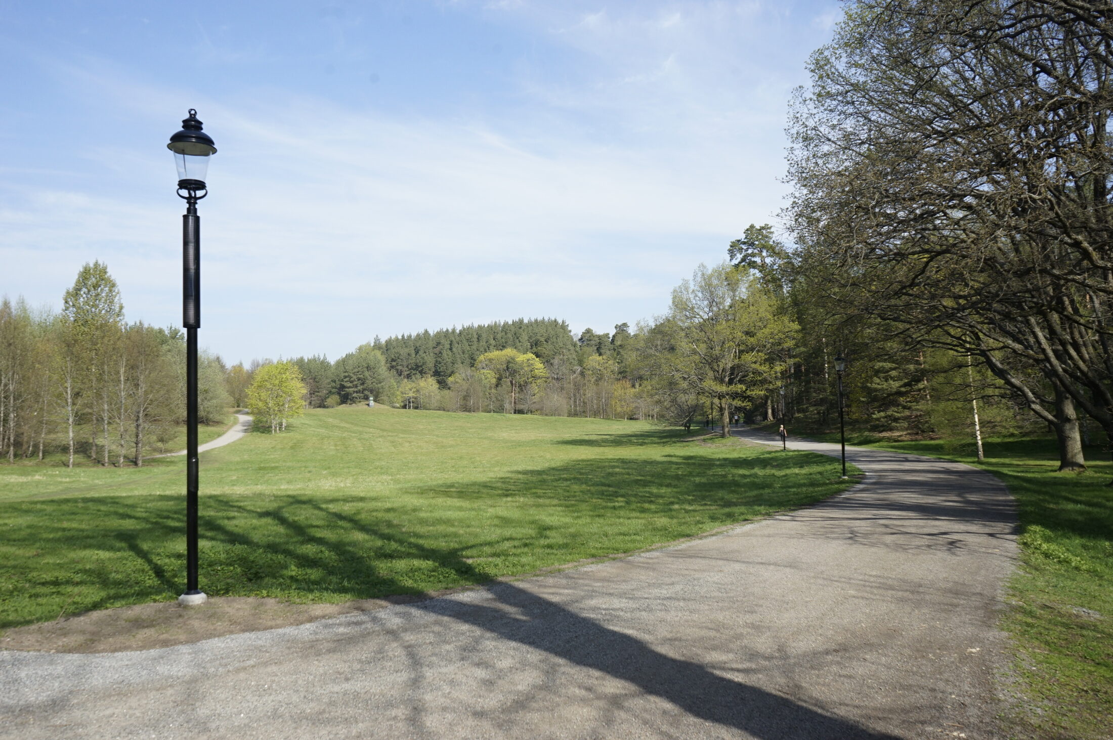 Hagaparken, pilotprojekt med solcellsdrivna parklyktor