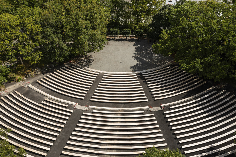 Teaterparken: Nyréns Arkitekter Beställare: Exploateringskontoret, Stockholms stad Fotograf: Thomas Zaar