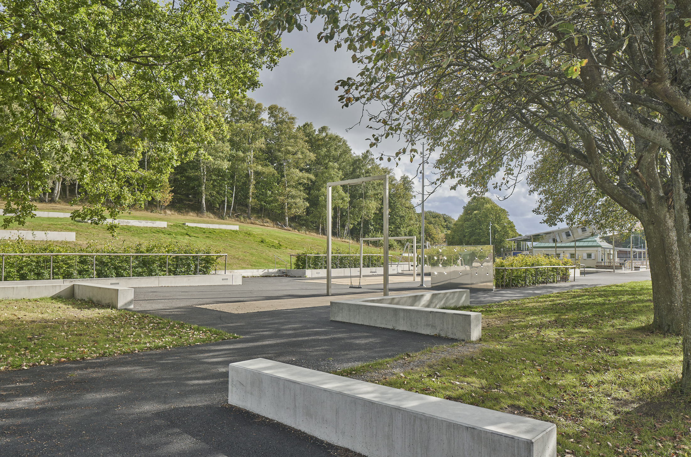 Slottsskogsvallens entrépark i Göteborg, Nyréns Arkitektkontor, foto Åke E:son Lindman.