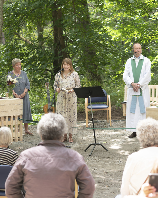 Invigning av Gläntan meditationsträdgård, foto Anders Bobert, arkitekt Nyréns Arkitektkontor