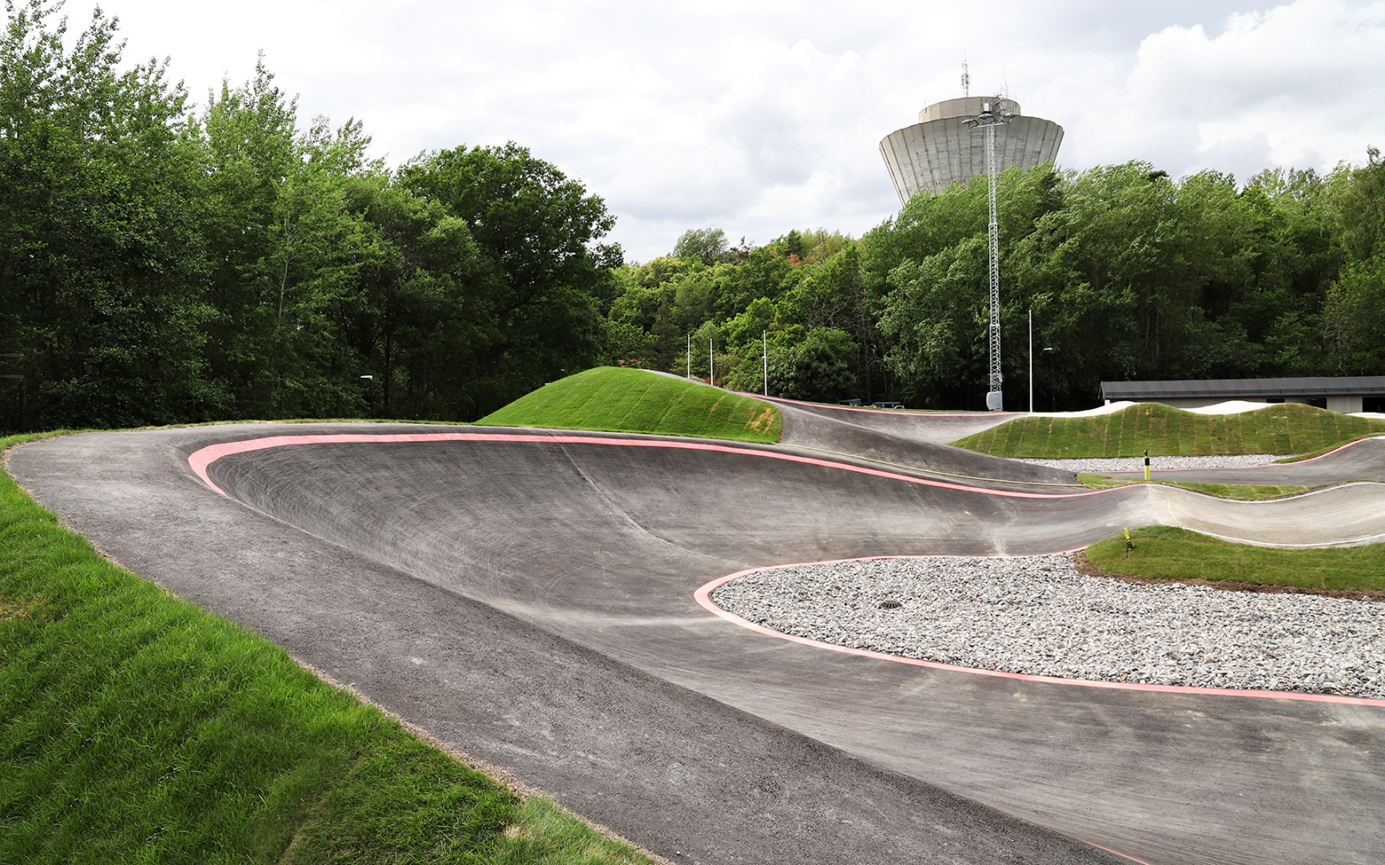 BMX-arena Hökarängen. Nyréns landskapsarkitekter. Foto: Caroline Berg, Stockholms stad