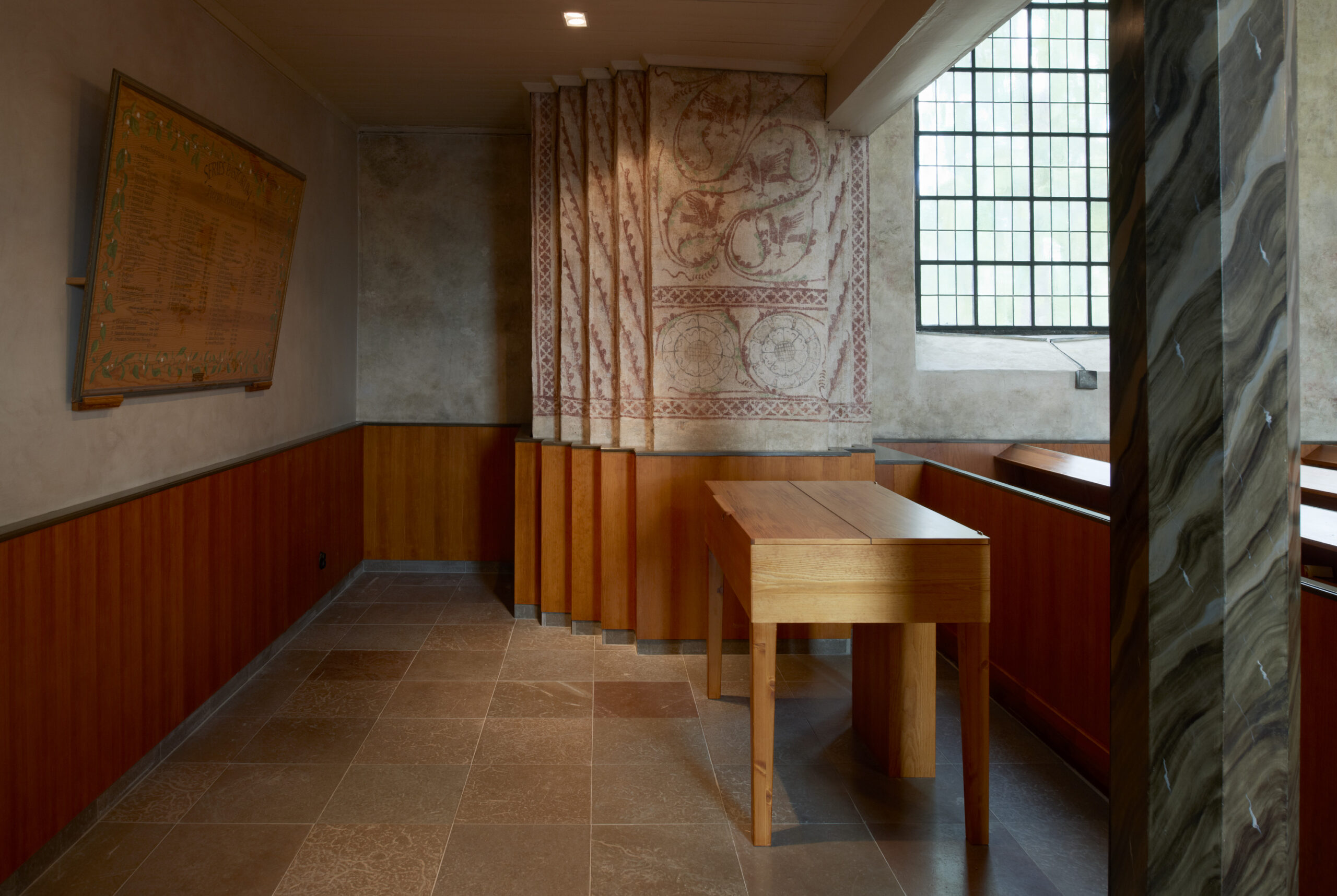 Tierps kyrka, Uppsala stift. Nyréns arkitekter, inredningsarkitekter. Fotograf Åke E:son Lindman, 2011