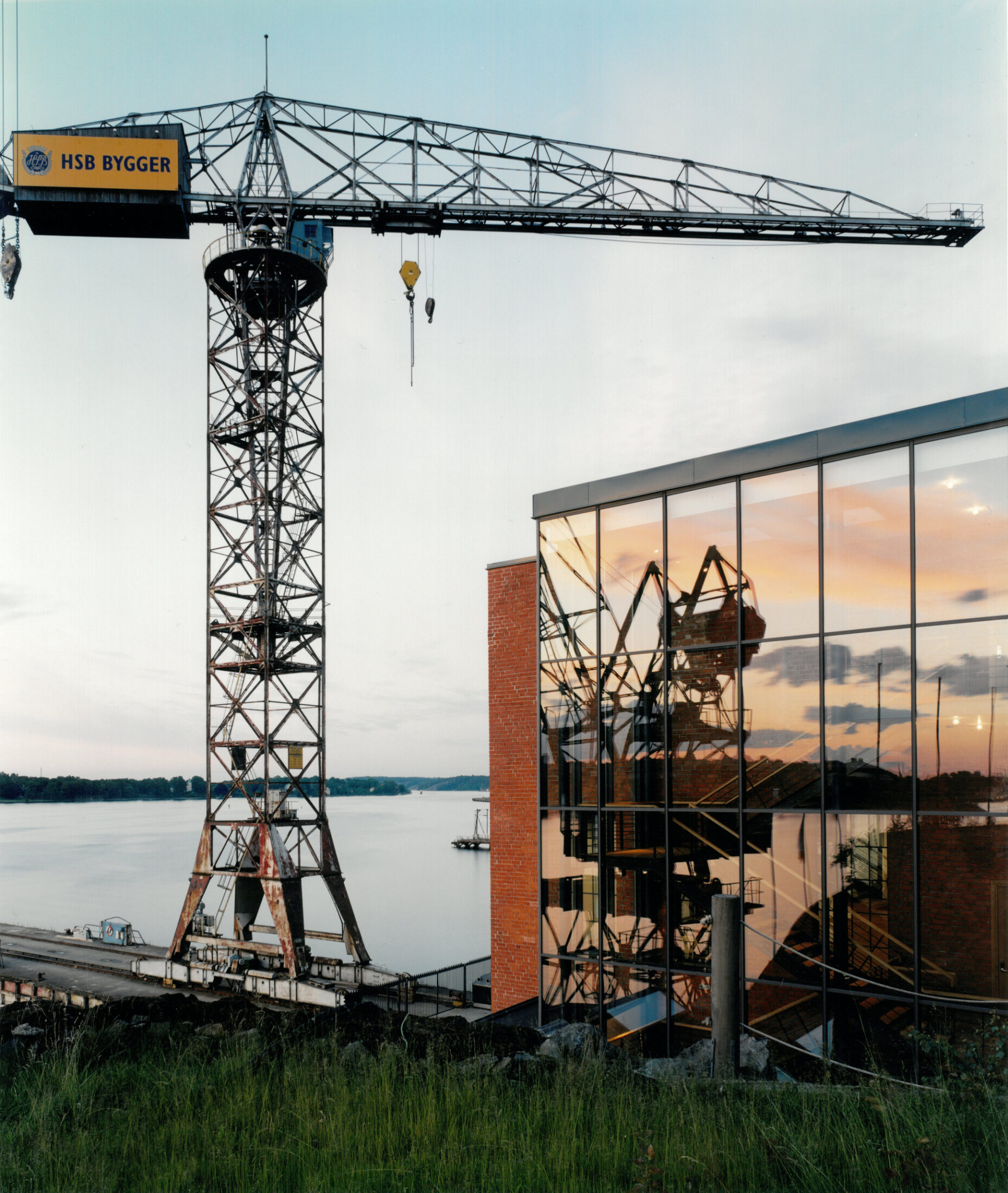 Ångmaskinverkstad/Äventyrskontoret, Finnboda Varv. Nyréns arkitekter, 2001